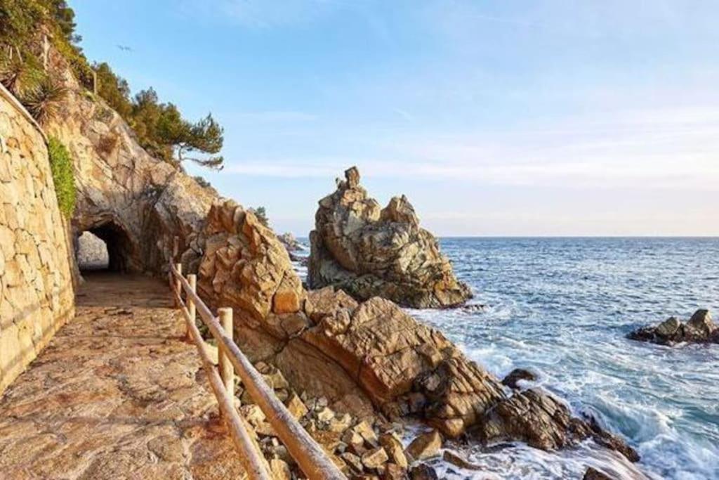 Somriu Apartament Fenals Platja Lloret de Mar Eksteriør billede