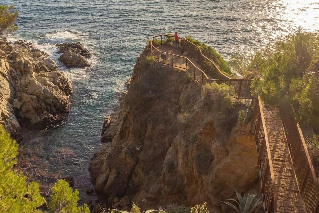 Somriu Apartament Fenals Platja Lloret de Mar Eksteriør billede